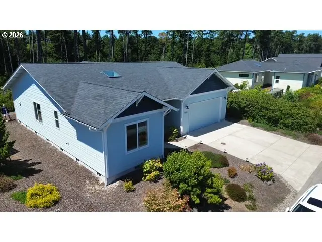 3861 Nandina Dr, Florence, OR 97439 - #2