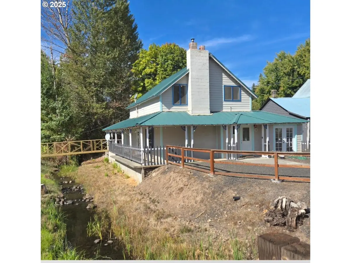 57036 Wamic Market Rd, Wamic, OR 97063 - #1