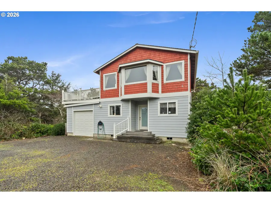 26035 Beach Dr, Rockaway Beach, OR 97136 - #2