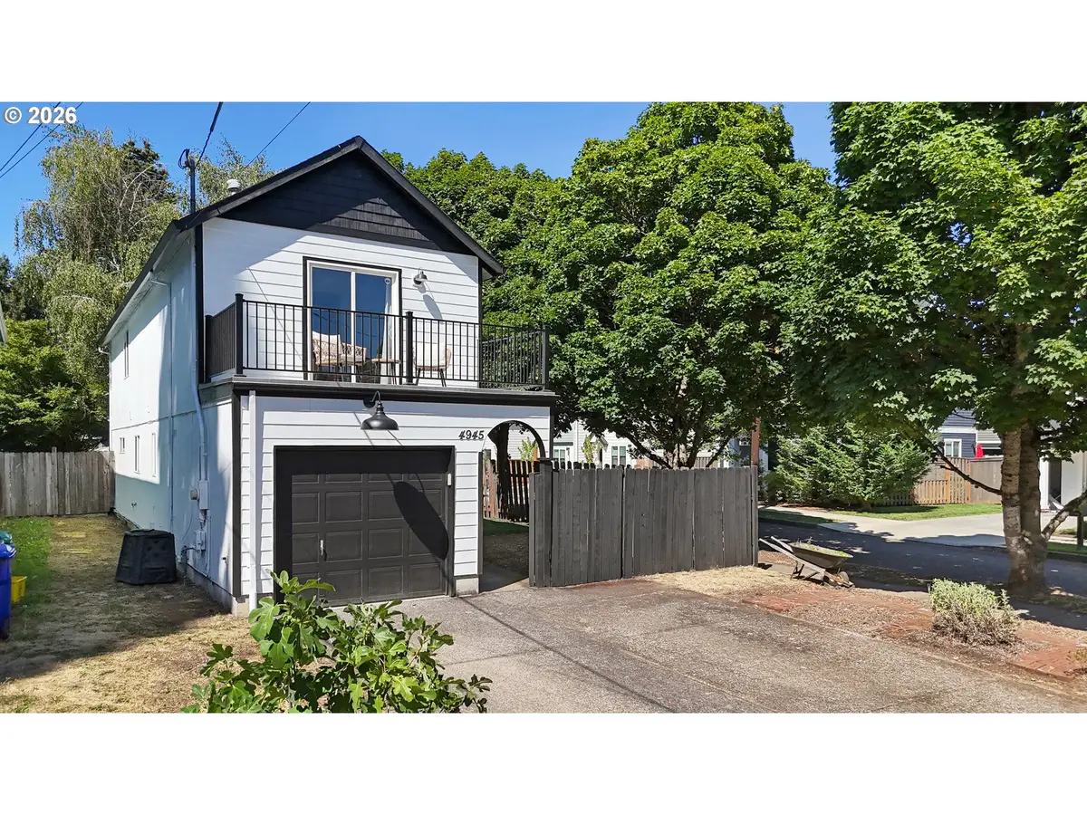 4945 SE Ogden St, Portland, OR 97206 - #1
