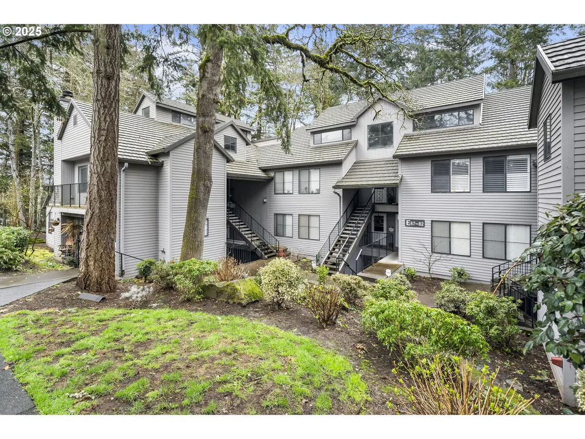 4000 Carman Dr #E-68, Lake Oswego, OR 97035 - Image #1