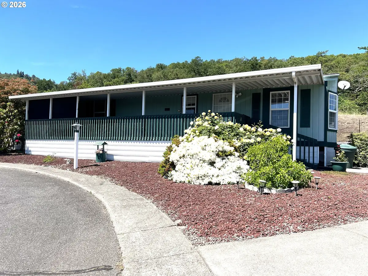 909 Shadow Ranch Ln, Roseburg, OR 97470 - #1