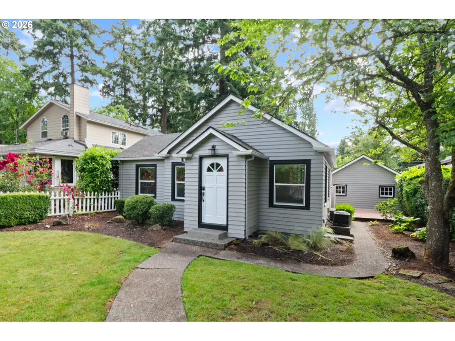 655 8th St, Lake Oswego, OR 97034 - #2