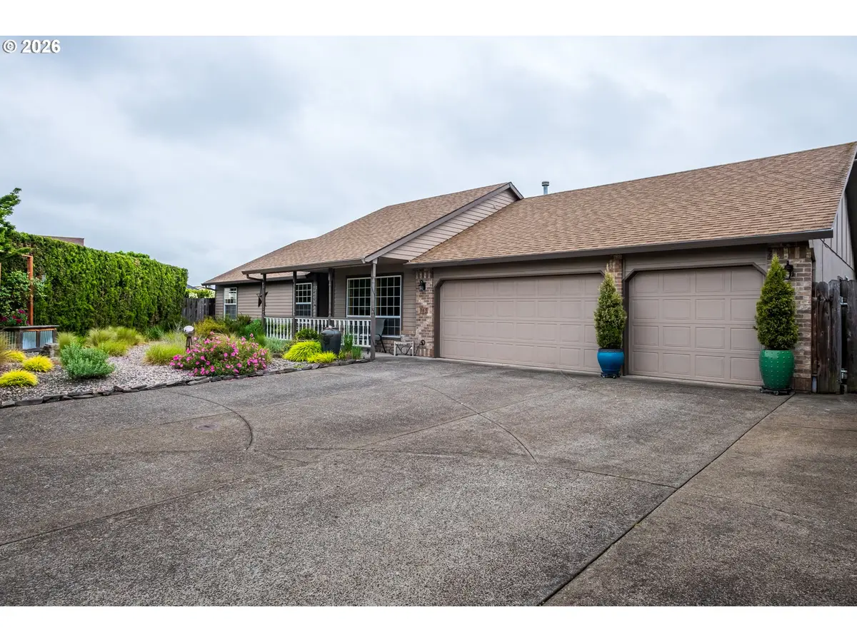 365 SE 7th Way, Canby, OR 97013 - #1