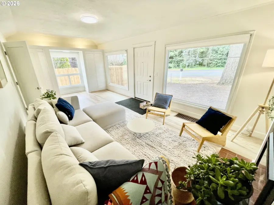 5901 SE Flavel Dr, Portland, OR 97206 - #3
