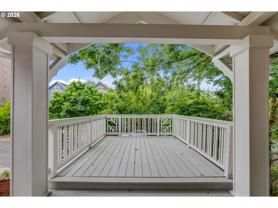 446 NE Cook St, Portland, OR 97212 - #3
