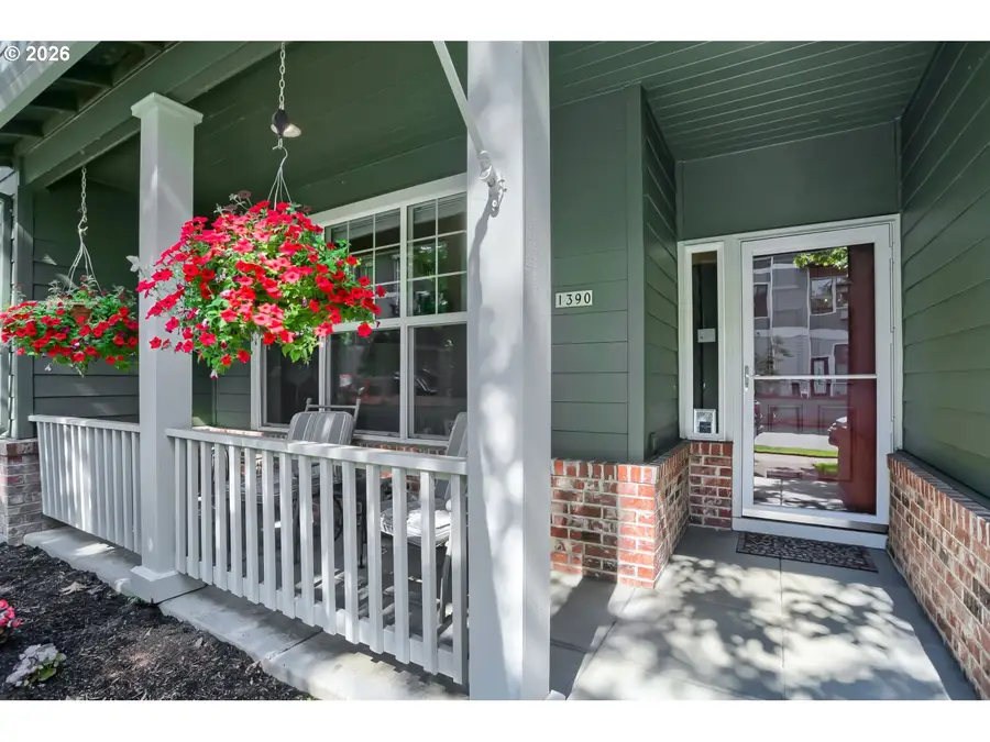 1390 NE Park Ln, Fairview, OR 97024 - #2