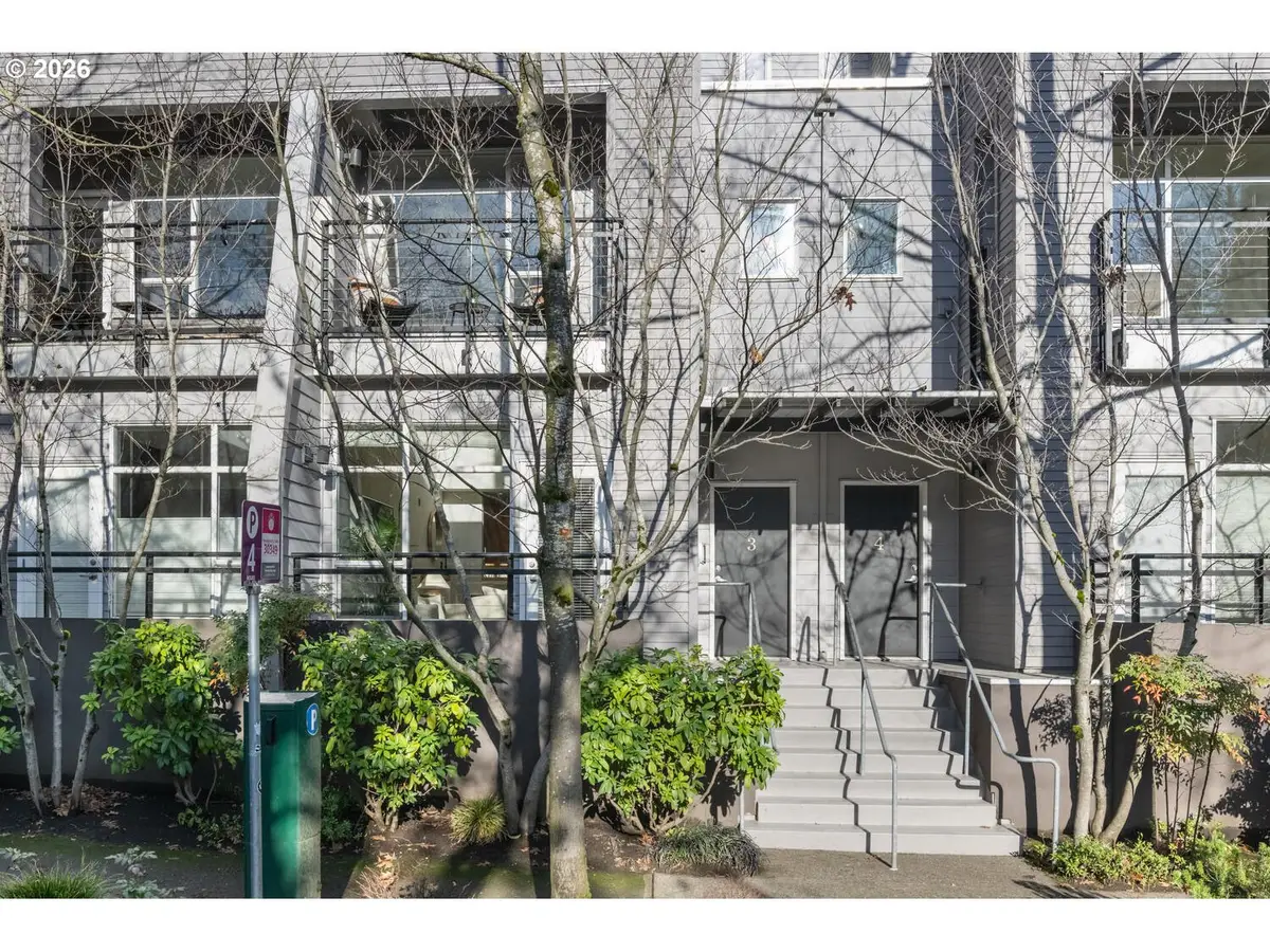2327 NW Northrup St #3, Portland, OR 97210 - Image #1