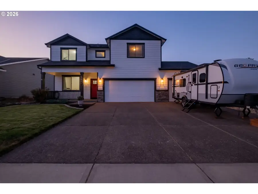 3001 Millersburg Dr, Albany, OR 97321 - #2
