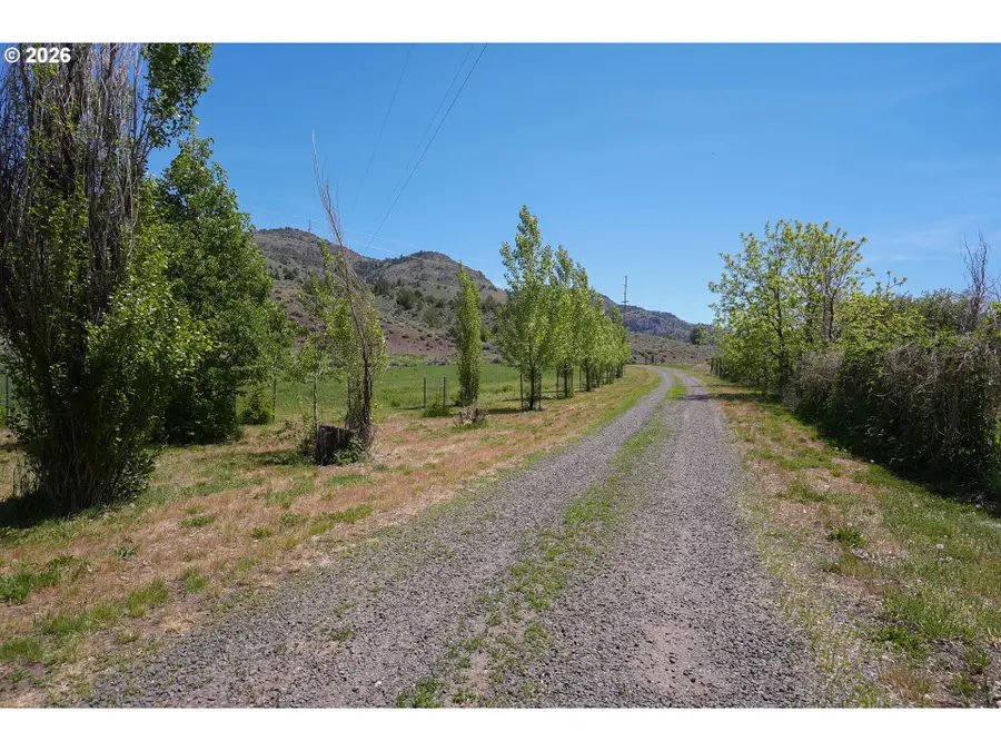 15682 Highway 395, Lakeview, OR 97630 - #2