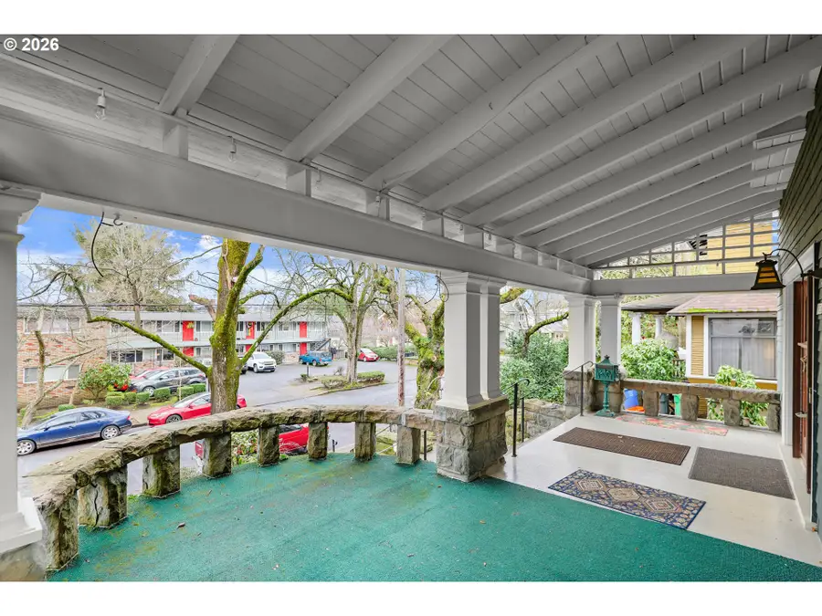 2936 SE Taylor St, Portland, OR 97214 - Image #3