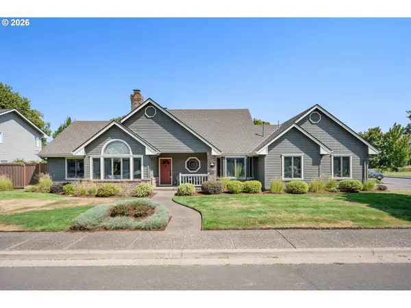 1311 Victorian Way, Eugene, OR 97401