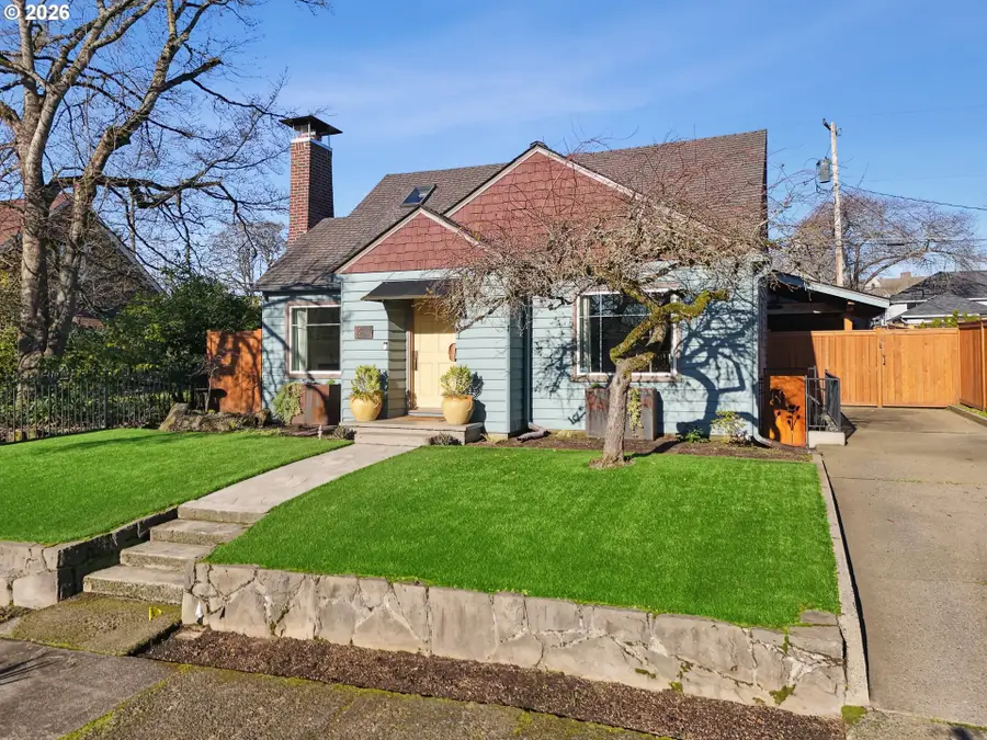 112 W 35th St, Vancouver, WA 98660 - #2