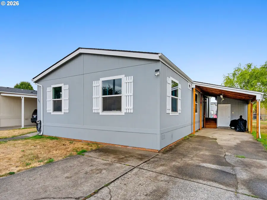 907 York St #84, Aumsville, OR 97325 - #3