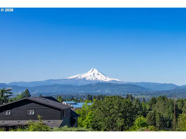 1435 Catalina Ln, WhiteSalmon, WA 98672