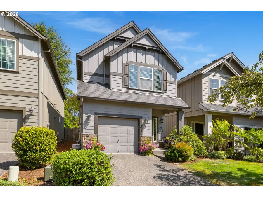3504 SE Pinewood Ave, Hillsboro, OR 97123 - #2