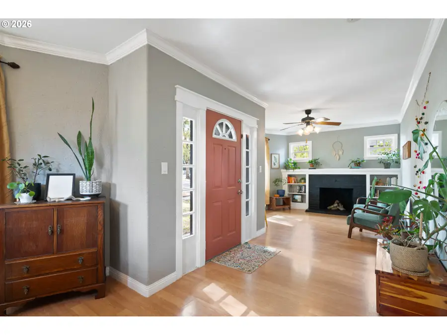 2828 Washington Way, Longview, WA 98632 - #3
