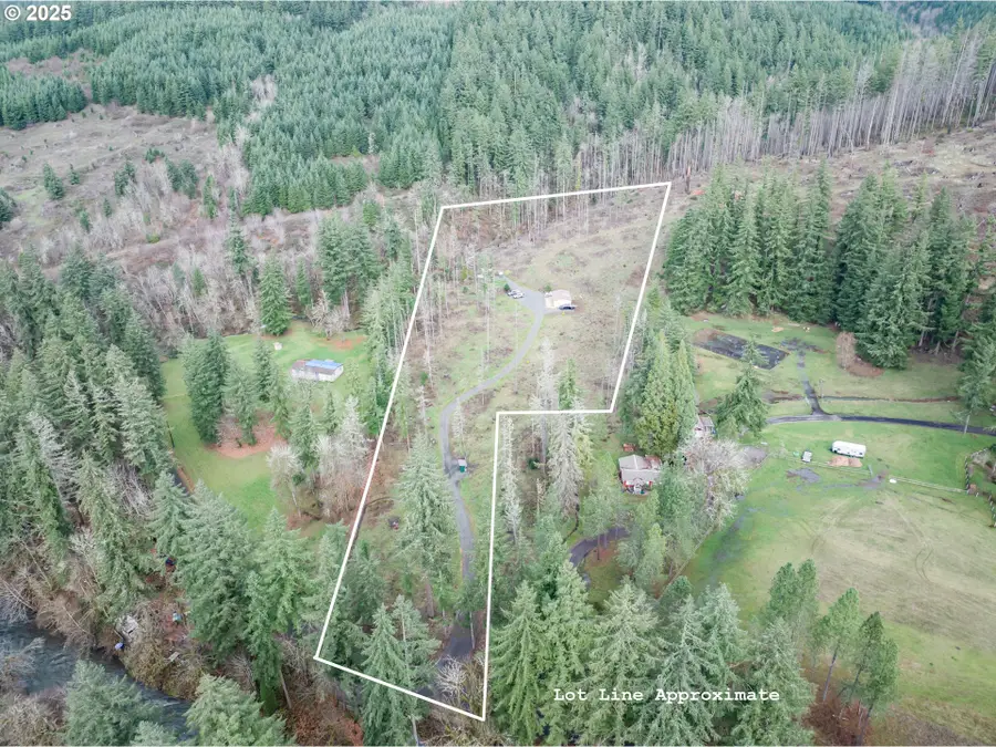 13087 S Butte Creek Rd, Scotts Mills, OR 97375 - #2