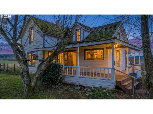 93703 Lower Norway Ln, MyrtlePoint, OR 97458