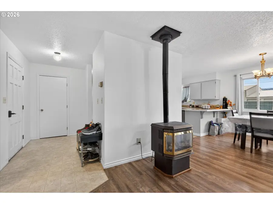 3545 9th Dr, Baker City, OR 97814 - #3