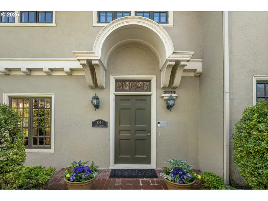 3574 E Burnside St, Portland, OR 97214 - #2