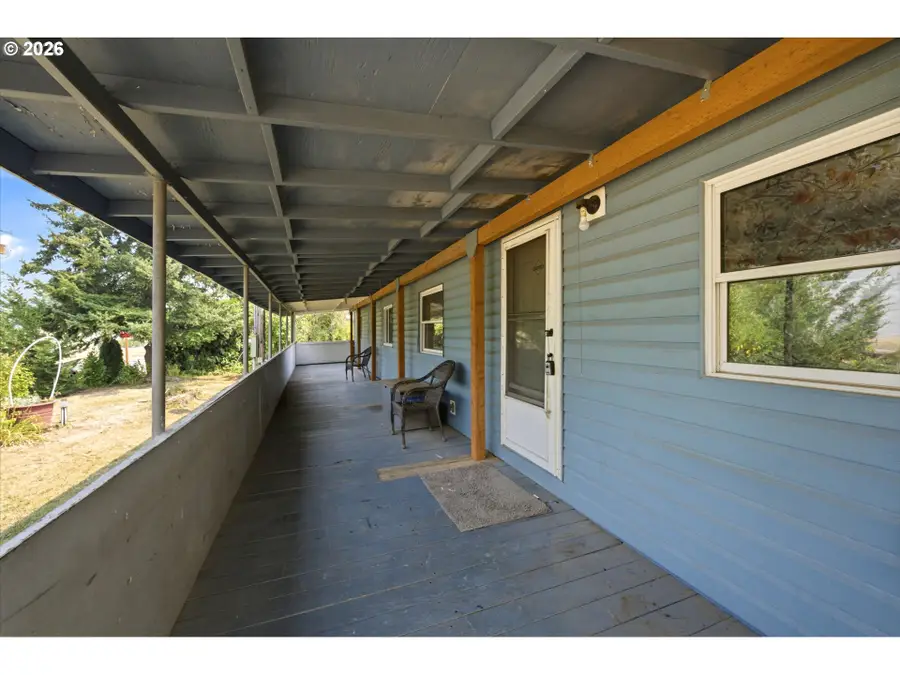 10882 Oak St, Donald, OR 97020 - #3