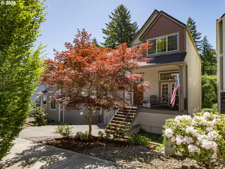 3526 SW Arnold St, Portland, OR 97219 - #2