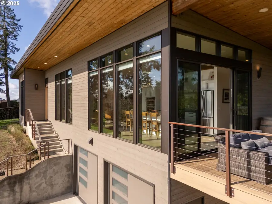 8331 NE Worden Hill Rd, Dundee, OR 97115 - #3