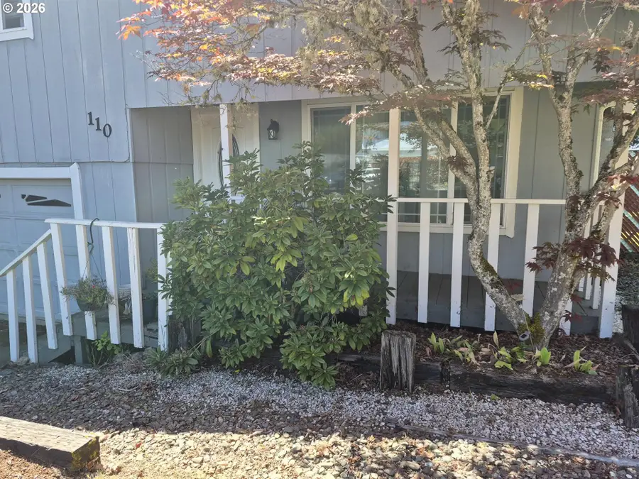 110 SE Cerrito Ct, Myrtle Creek, OR 97457 - #3