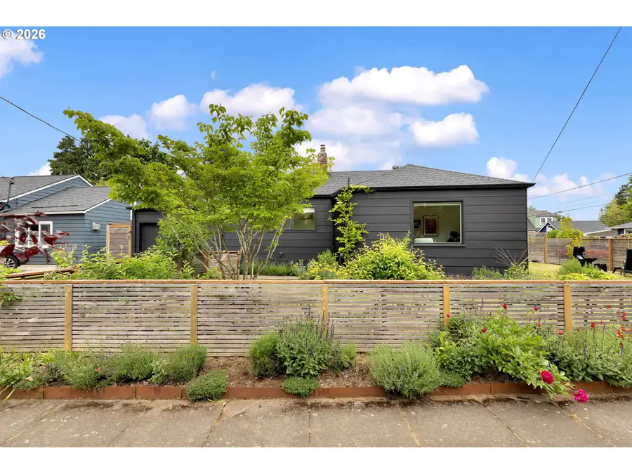 3008 NE 70th Ave, Portland, OR 97213 - #2