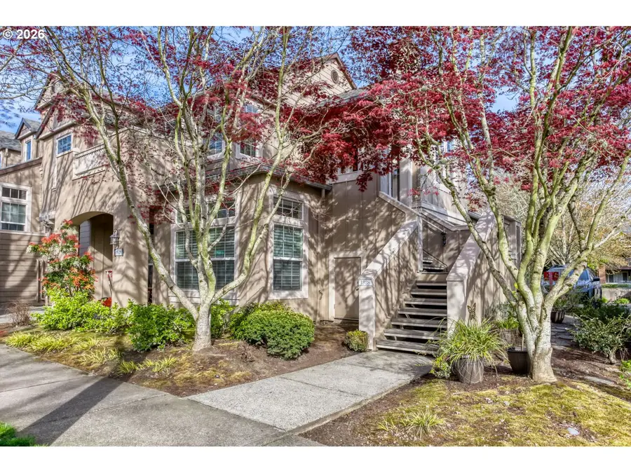 1828 NE Ashberry Dr, Hillsboro, OR 97124 - #2