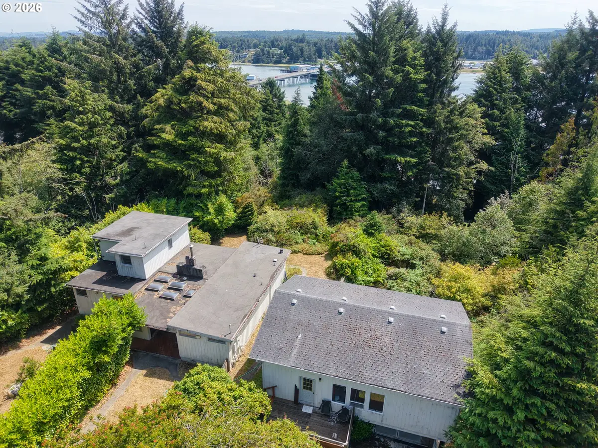 63253 Sunrise Rd, Coos Bay, OR 97420 - #1