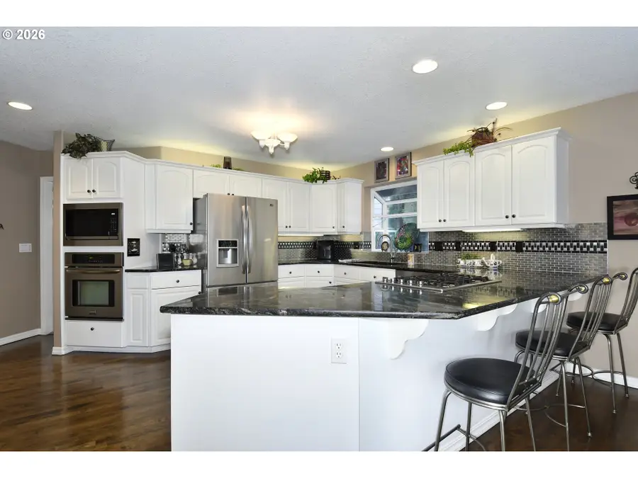 2581 SE Morlan Way, Gresham, OR 97080 - Image #3