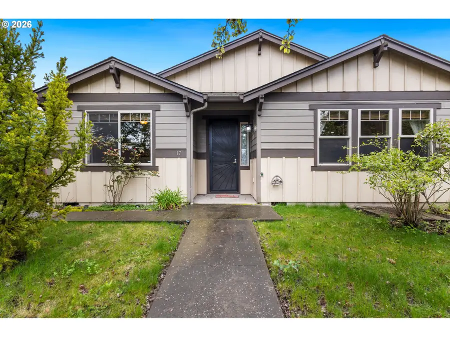 17 NW 25th St, Battle Ground, WA 98604 - #3