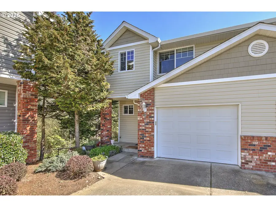 8025 NE 38th Ave, Vancouver, WA 98665 - #2