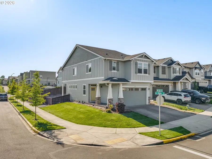 2706 NW Eric Dr, McMinnville, OR 97128 - #2