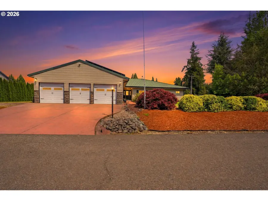 26500 S Milk Creek Cir, Mulino, OR 97042 - #2