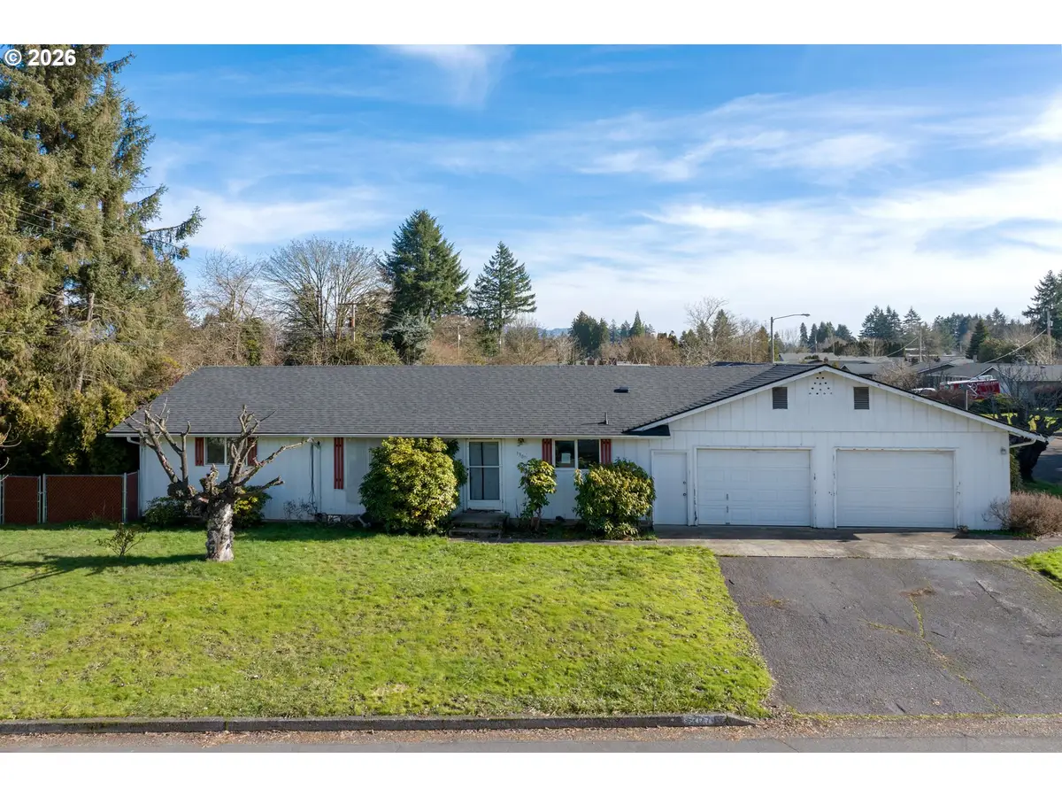 3307 Arrowhead St, Eugene, OR 97404 - Image #1