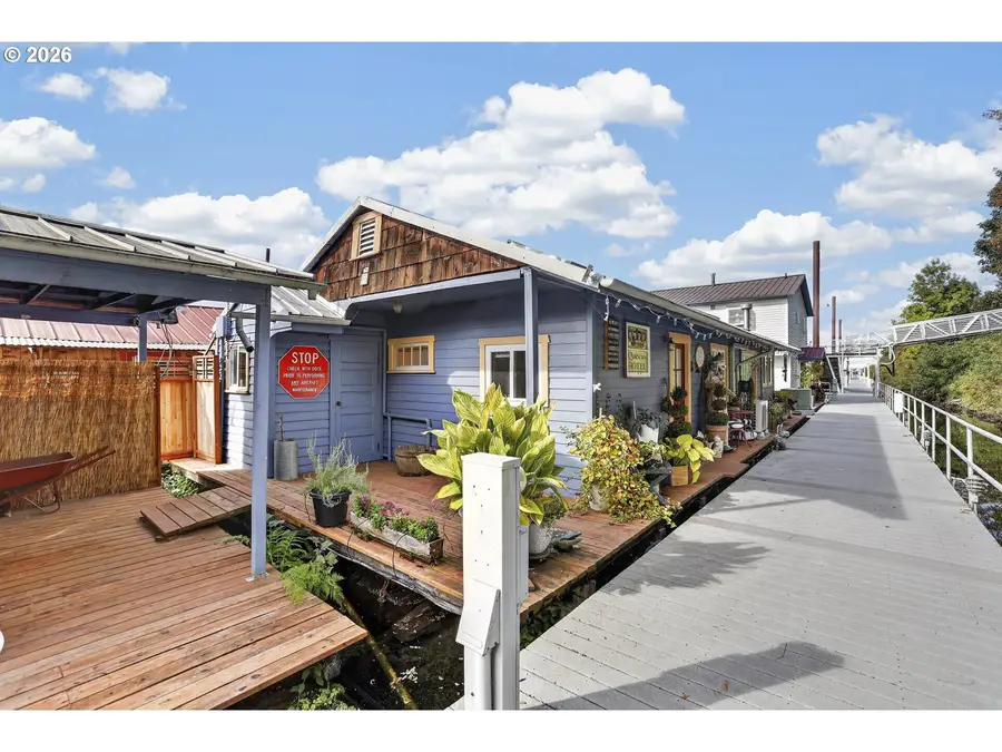 1769 N Jantzen Ave, Portland, OR 97217 - #3