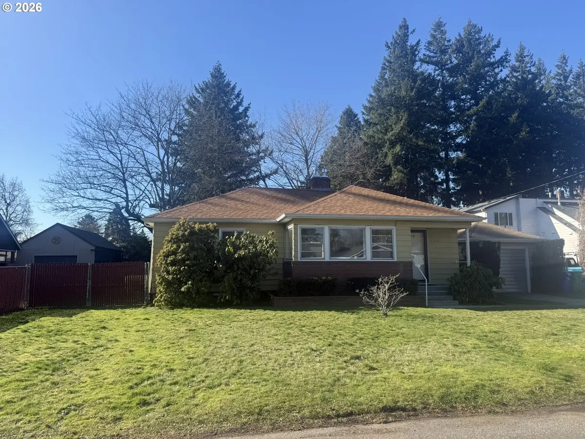 729 NE 117th Ave, Portland, OR 97220 - #1
