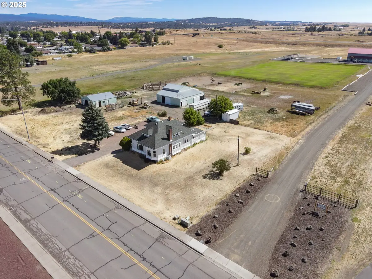 1102 S Roosevelt St, Goldendale, WA 98620 - Image #1