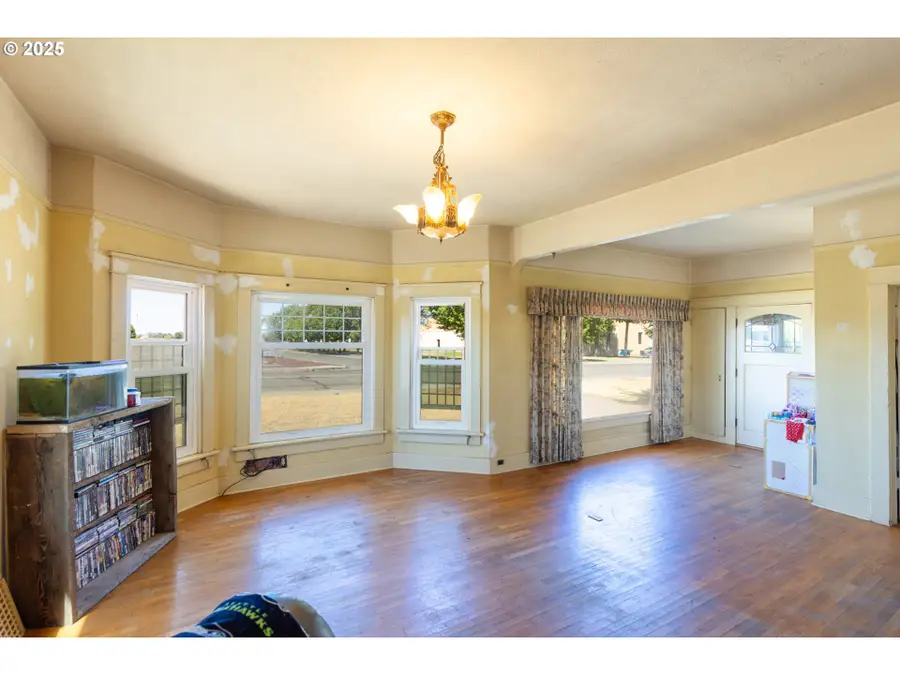 1102 S Roosevelt St, Goldendale, WA 98620 - Image #3