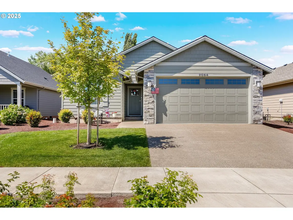 2054 SE Academy St, Dallas, OR 97338 - #1