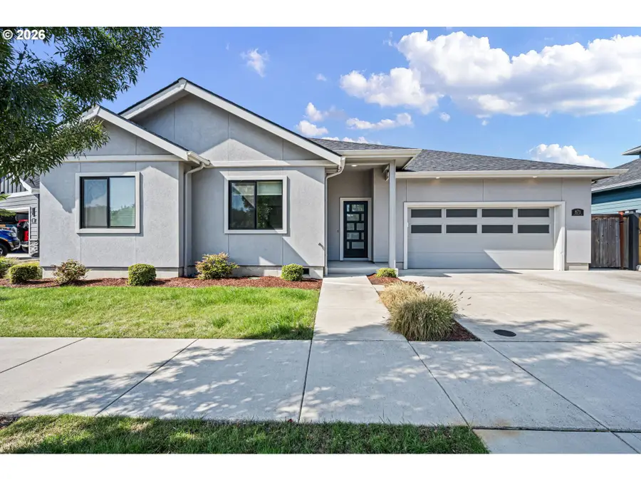 871 Salmonberry St, Springfield, OR 97477 - #2