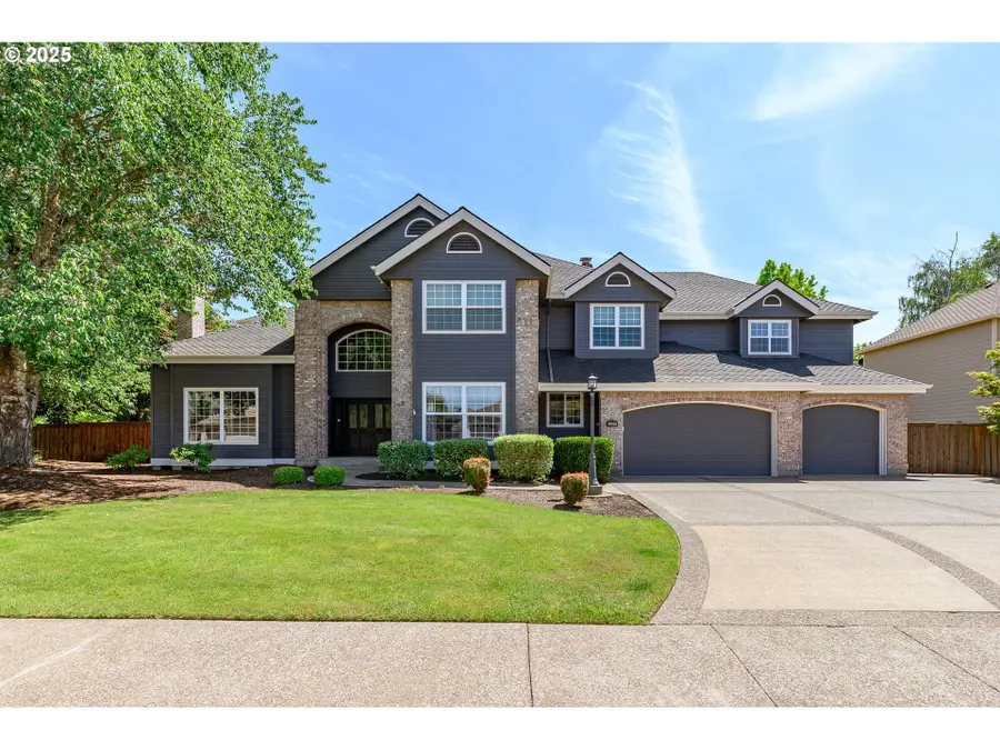 2351 NW Pinehurst Dr, McMinnville, OR 97128 - #3