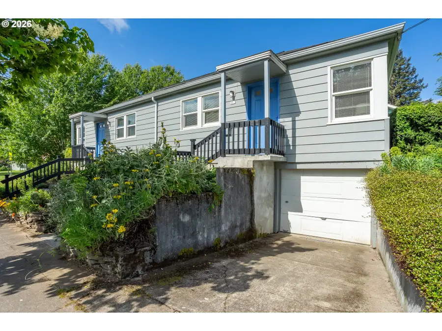 305 NE 26th Ave, Portland, OR 97232 - #2
