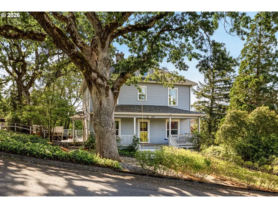 516 7th St, Hood River, OR 97031 - #3