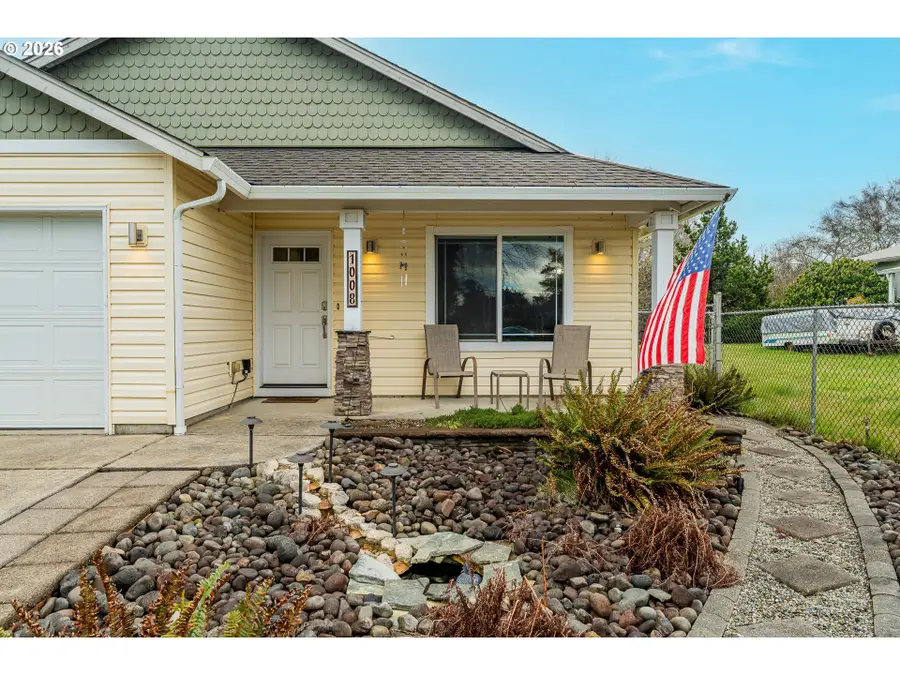 1008 Idaho Ave S, Long Beach, WA 98631 - #2