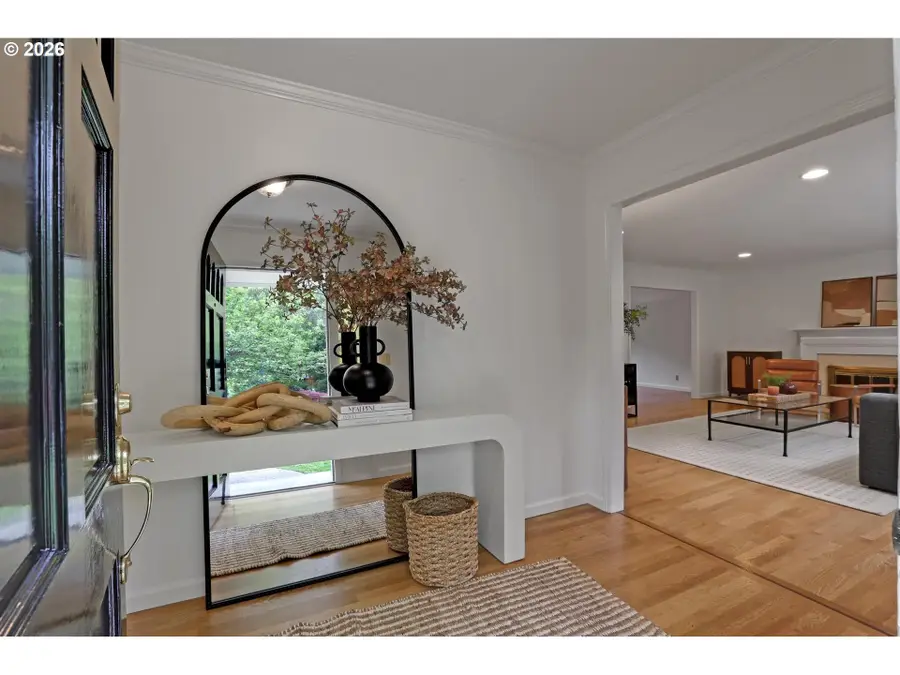 6730 SW Preslynn Dr, Portland, OR 97225 - #3