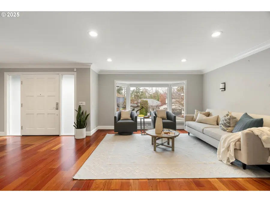 7028 SW Arranmore Way, Portland, OR 97223 - Image #3